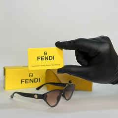 Fendi Signature Women’s Sunglasses – Elegant Luxury Edition
